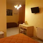 Mariagrazia Hotel 3*