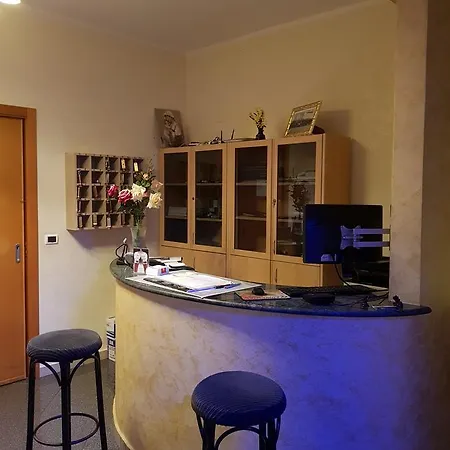 Mariagrazia Hotel 3*